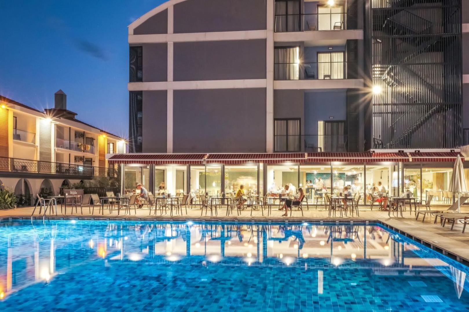 Hotel Square