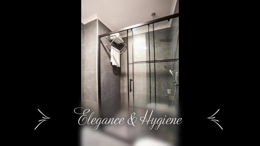 Hotel Square 4*